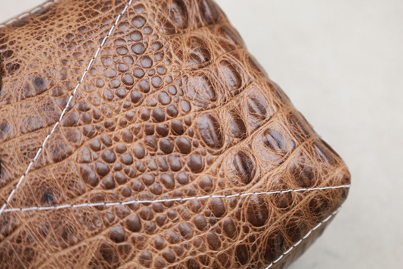 Dump Pouch Embossed Gator
